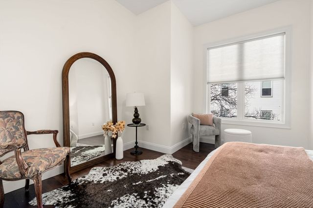 162 Clark Street TH, Cambridge, MA 02139