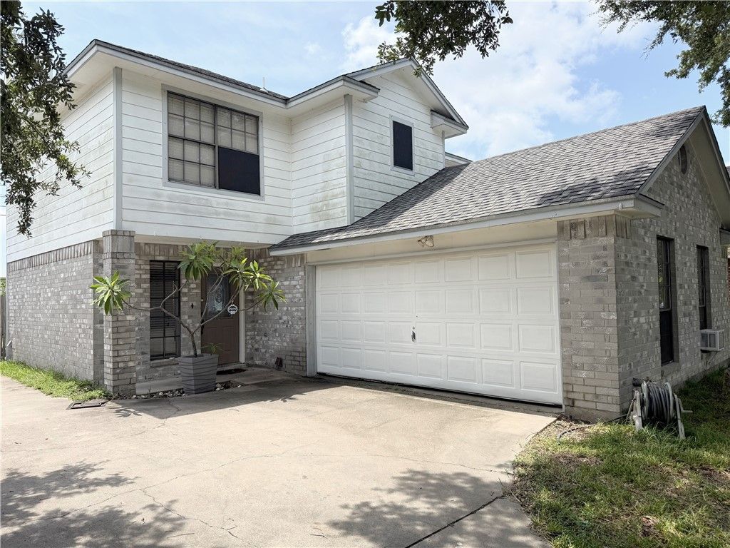7638 Clearbrook Dr, Corpus Christi, TX 78413 — exterior