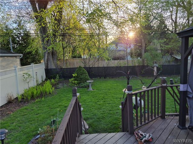 3542 Warner Drive, Grand Island, NY 14072