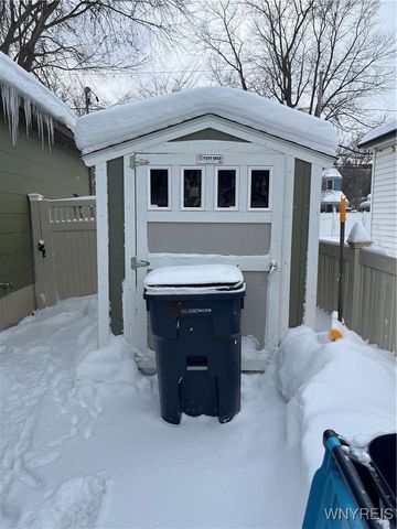 3542 Warner Drive, Grand Island, NY 14072