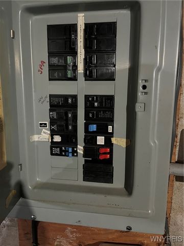 3542 Warner Drive, Grand Island, NY 14072