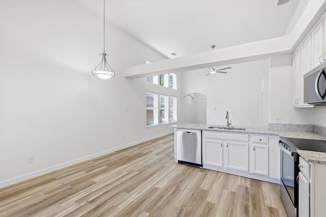 9000 Stewart Street, Cross Roads, TX 76227