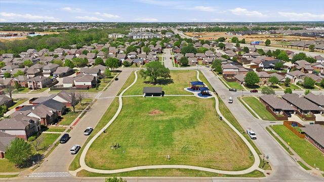 9000 Stewart Street, Cross Roads, TX 76227