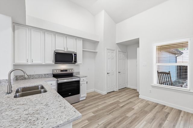 9000 Stewart Street, Cross Roads, TX 76227