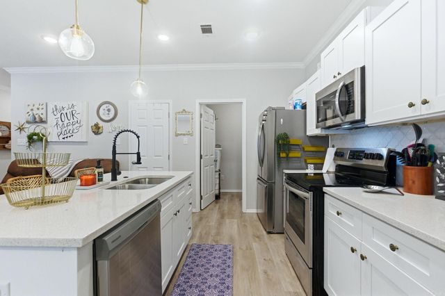 3519 Village Walk Drive, Bryant, AR 72022