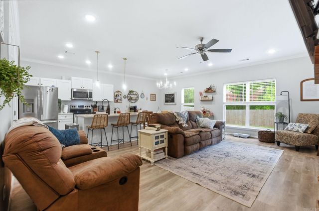 3519 Village Walk Drive, Bryant, AR 72022