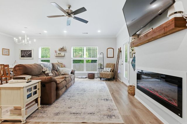 3519 Village Walk Drive, Bryant, AR 72022