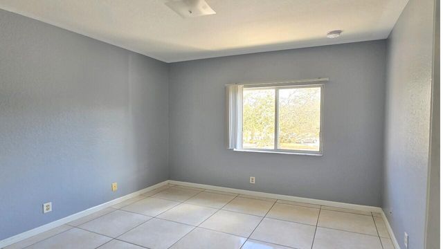 1169 Golden Lakes Boulevard 1122, West Palm Beach, FL 33411