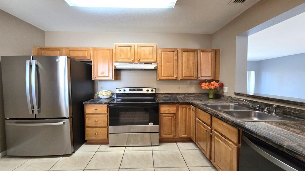 1169 Golden Lakes Boulevard 1122, West Palm Beach, FL 33411