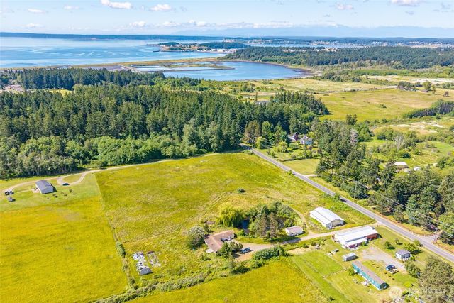 2842 Hunt Road, Oak Harbor, WA 98277