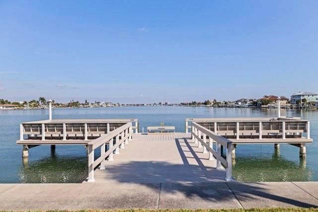 5555 GULF BOULEVARD 312, St Petersburg, FL 33706