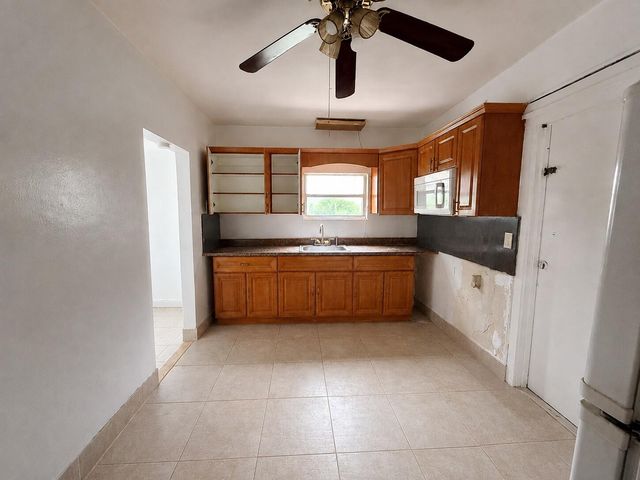 445 NE 163RD Street, Miami, FL 33162
