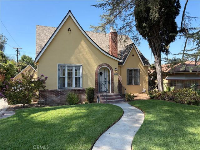 3265 Pine Street, Riverside, CA 92501