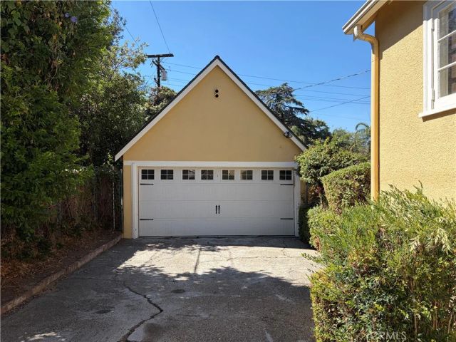3265 Pine Street, Riverside, CA 92501