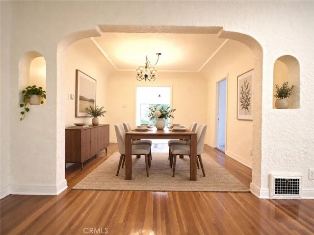 3265 Pine Street, Riverside, CA 92501