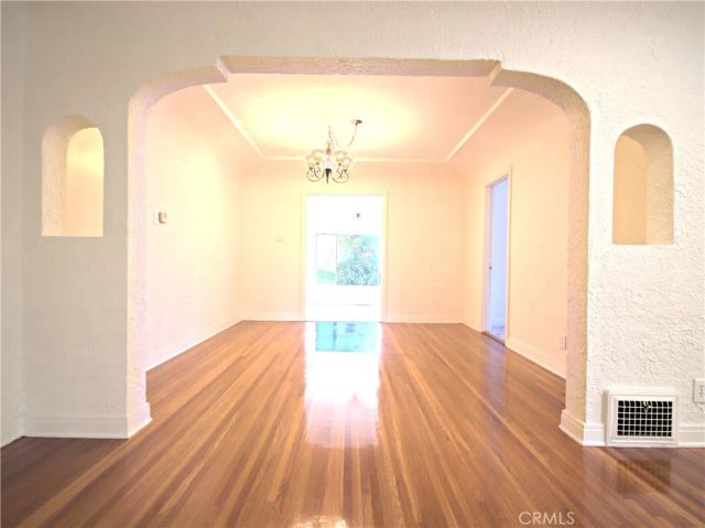 3265 Pine Street, Riverside, CA 92501