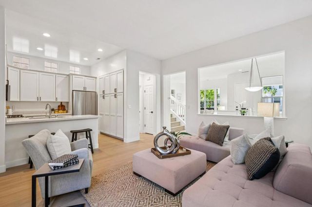 206 Everett Avenue, Palo Alto, CA 94301