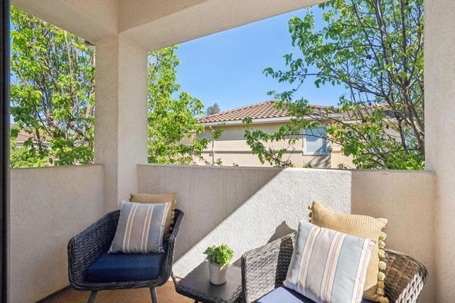 206 Everett Avenue, Palo Alto, CA 94301