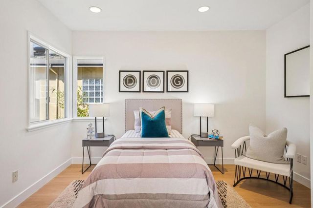 206 Everett Avenue, Palo Alto, CA 94301