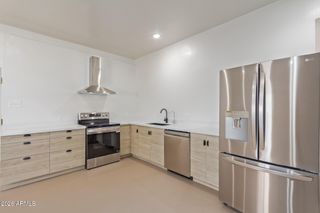 2002 W MULBERRY Drive, Phoenix, AZ 85015