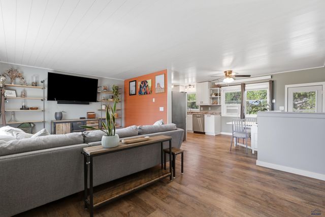 4415 PATRIOT LN, Rapid City, SD 57701