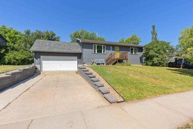 4415 PATRIOT LN, Rapid City, SD 57701