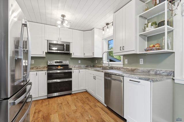 4415 PATRIOT LN, Rapid City, SD 57701