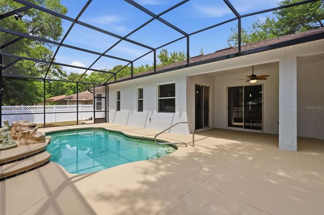 814 CYPRESS OAK CIRCLE, Deland, FL 32720