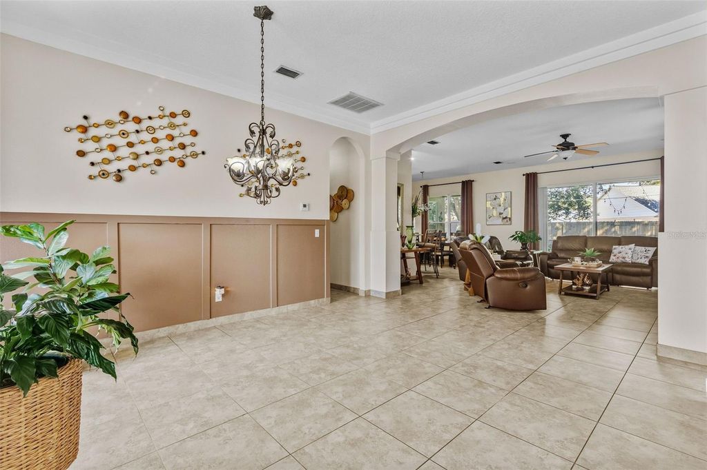 Image 18 of property listing at 11530 ANDY DRIVE, Riverview, FL 33569