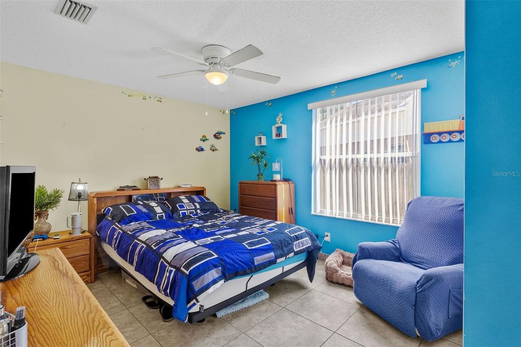 Image 42 of property listing at 11530 ANDY DRIVE, Riverview, FL 33569