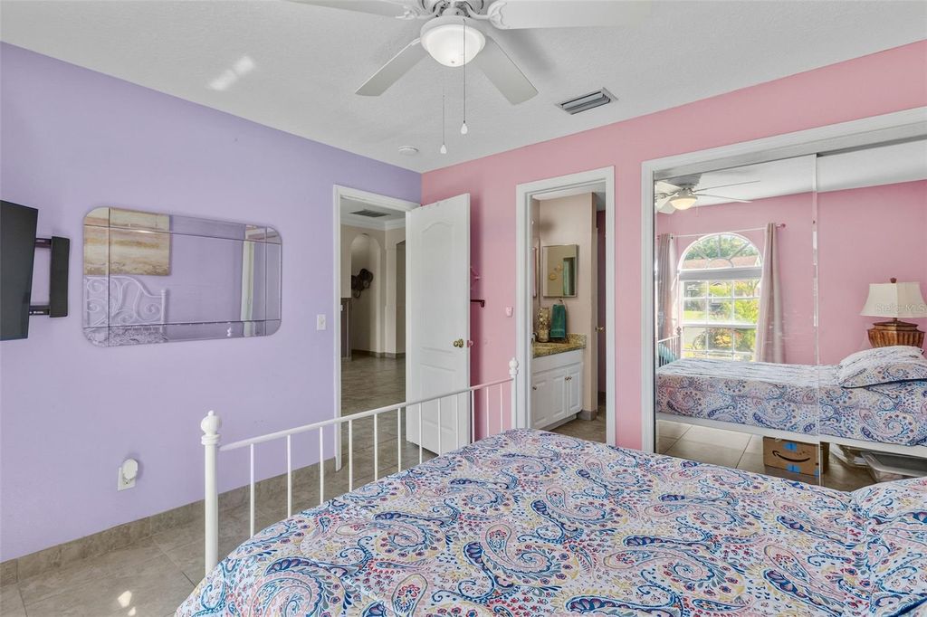 Image 46 of property listing at 11530 ANDY DRIVE, Riverview, FL 33569