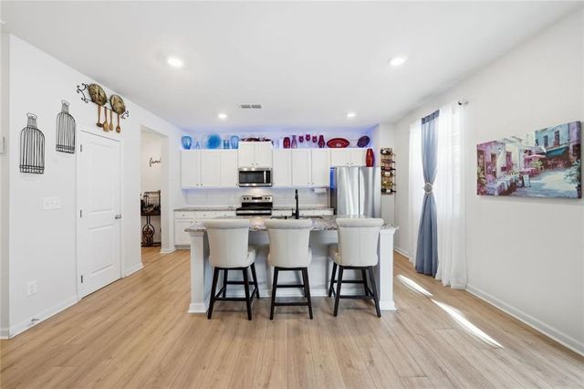 196 Summit Pointe Drive, Dallas, GA 30132