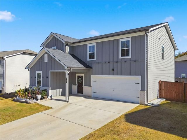 196 Summit Pointe Drive, Dallas, GA 30132