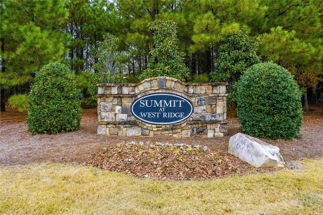 196 Summit Pointe Drive, Dallas, GA 30132