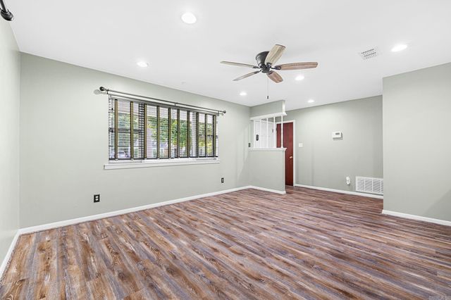 516 E Elm Street, Cabot, AR 72023