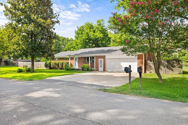 516 E Elm Street, Cabot, AR 72023