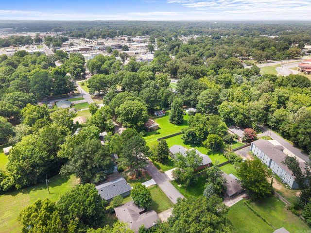516 E Elm Street, Cabot, AR 72023