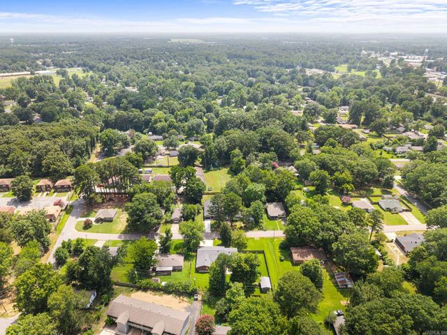 516 E Elm Street, Cabot, AR 72023