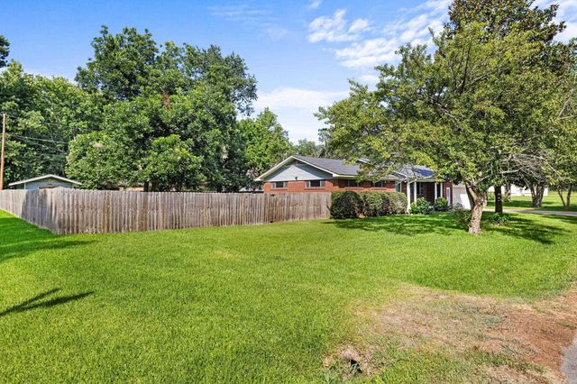 516 E Elm Street, Cabot, AR 72023