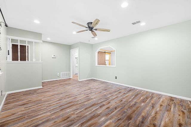 516 E Elm Street, Cabot, AR 72023