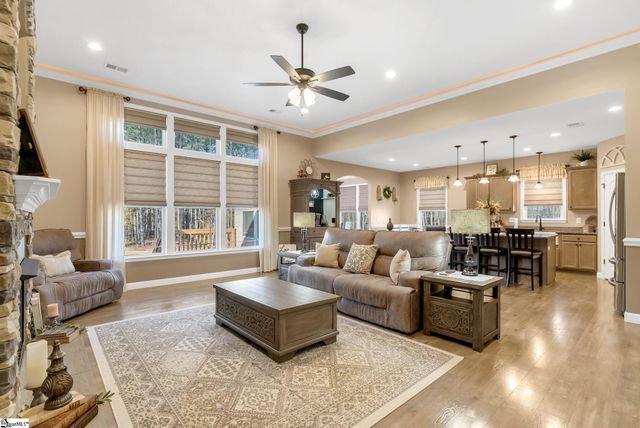 837 Ashton Ridge Road, Inman, SC 29349