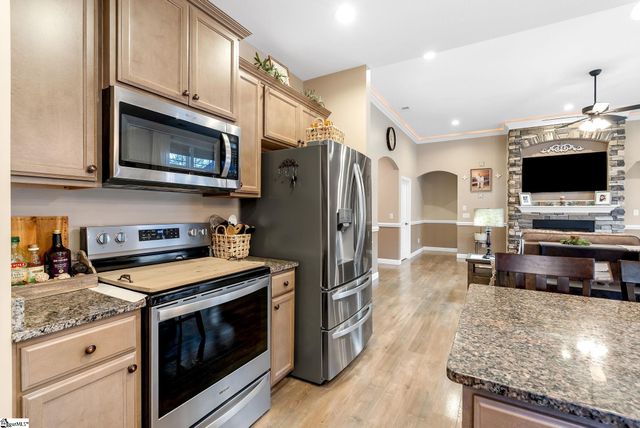 837 Ashton Ridge Road, Inman, SC 29349