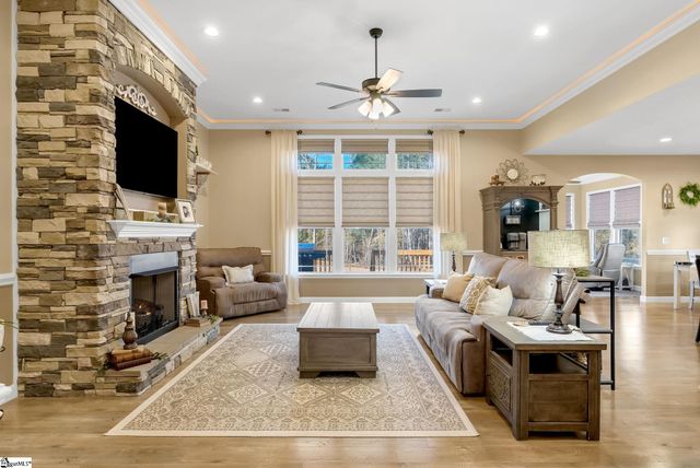 837 Ashton Ridge Road, Inman, SC 29349