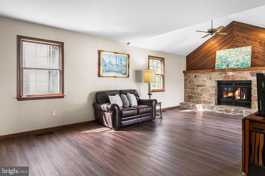 238 N STATE RD, SPRINGFIELD, PA 19064 — photo 4