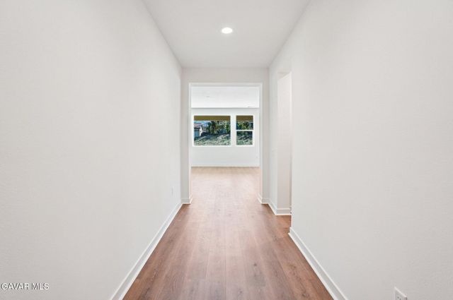 4040 Saddle Drive, Palmdale, CA 93551