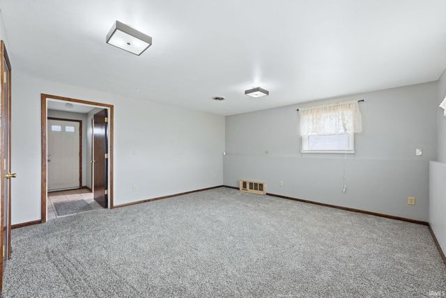 4712 Foxgrove Avenue, Fort Wayne, IN 46818