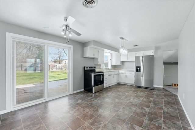 4712 Foxgrove Avenue, Fort Wayne, IN 46818