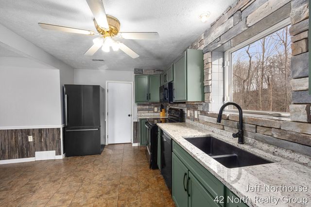 11769 Old Belding Road Ne, Grattan Twp, MI 48809