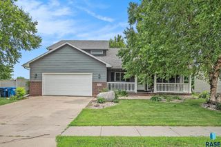 7000 S Hughes Ave Avenue, Sioux Falls, SD 57108