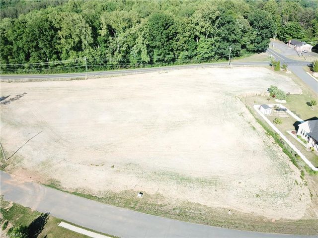 106 Sandstone Drive, King, NC 27021
